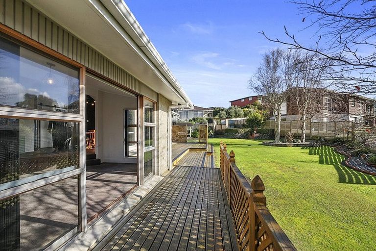Photo of property in 15 Pukekohatu Street, Waitara, 4320