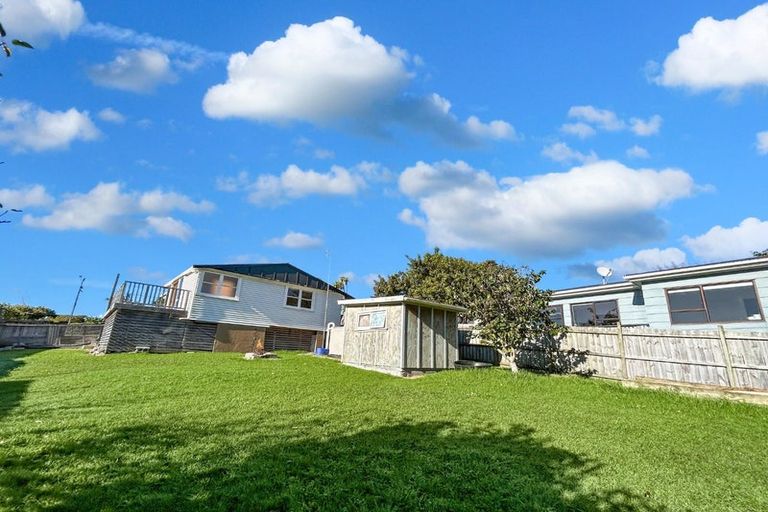 Photo of property in 832 Whangaparaoa Road, Manly, Whangaparaoa, 0930