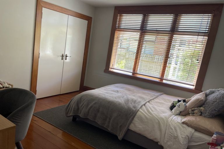 Photo of property in 18 Bayview Road, Hauraki, Auckland, 0622