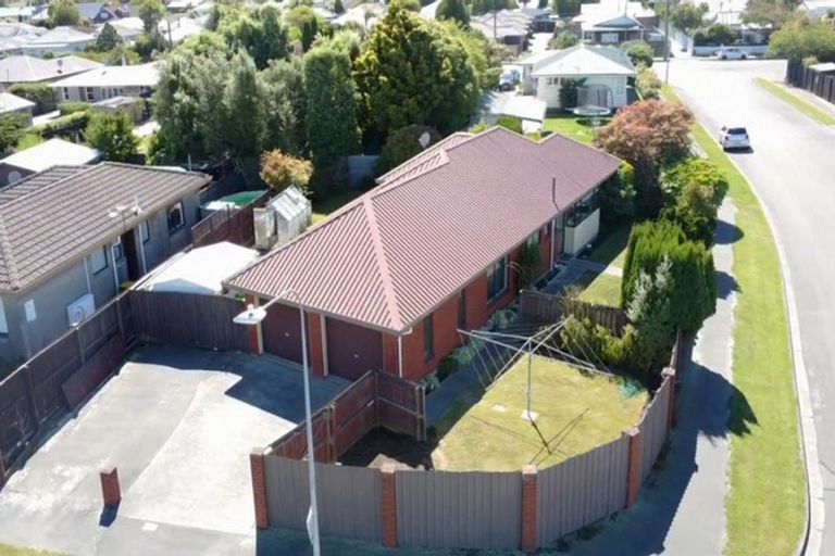 Photo of property in 2 Mayo Place, Belfast, Christchurch, 8051