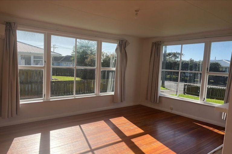 Photo of property in 3 Matai Place, Otaki, 5512