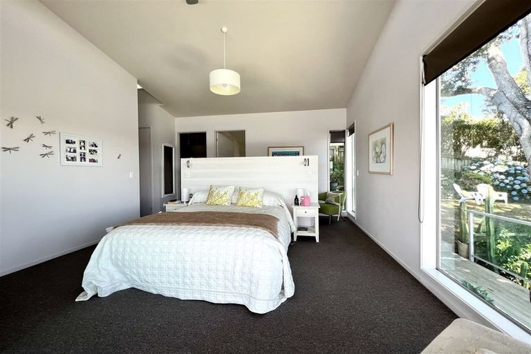 Photo of property in 3 Veronica Close, Red Beach, 0932