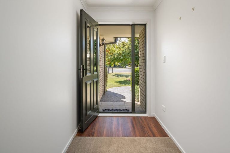 Photo of property in 9 Clearwater Place, Mayfield, Blenheim, 7201