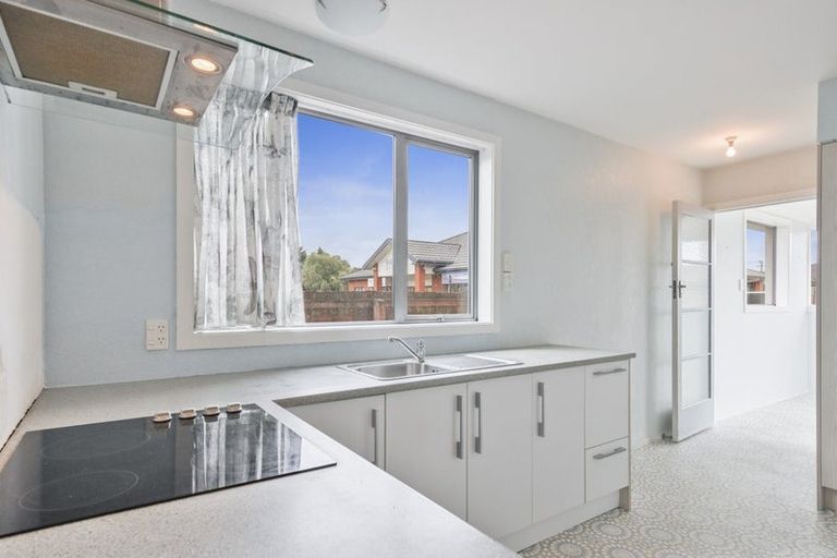 Photo of property in 1/17 Marshland Road, Shirley, Christchurch, 8061