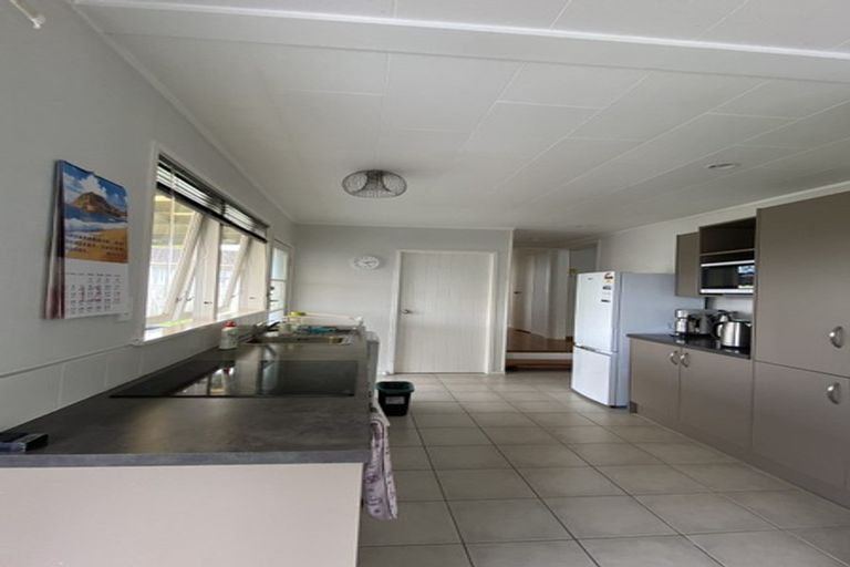 Photo of property in 33 Reelick Avenue, Pakuranga Heights, Auckland, 2010
