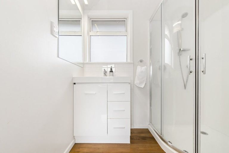 Photo of property in 9 Mckenzie Road, Owhata, Rotorua, 3010