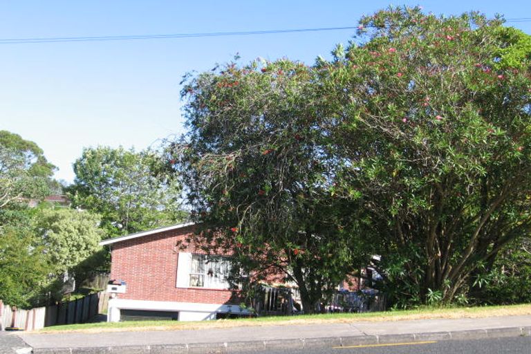 Photo of property in 16 Killarney Avenue, Torbay, Auckland, 0630