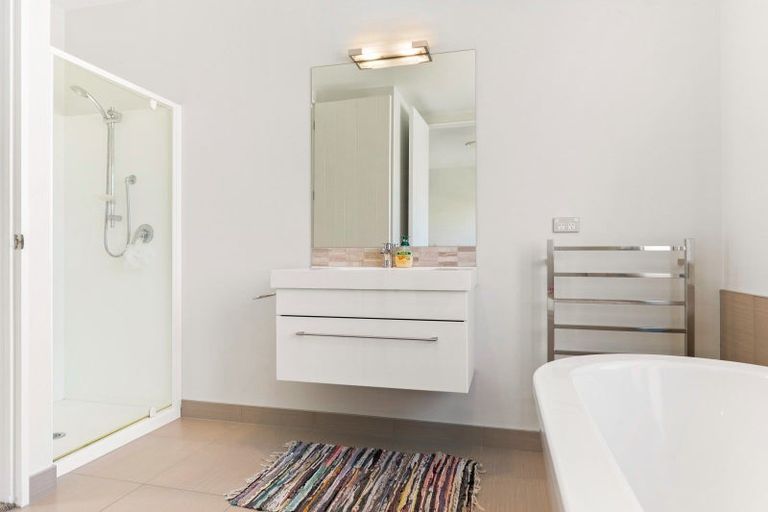 Photo of property in 1 Oxfordshire Avenue, Lower Shotover, Queenstown, 9304