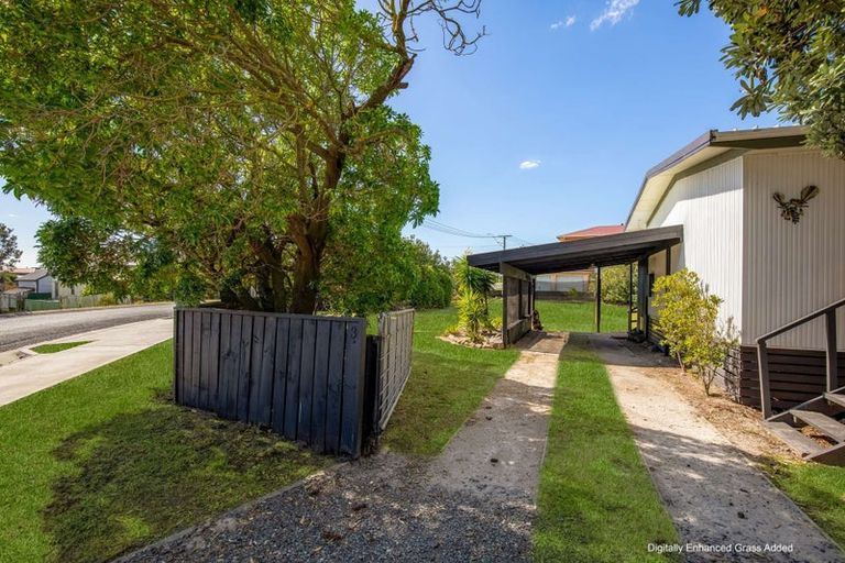 Photo of property in 3 Costello Crescent, Pukehina, Te Puke, 3189