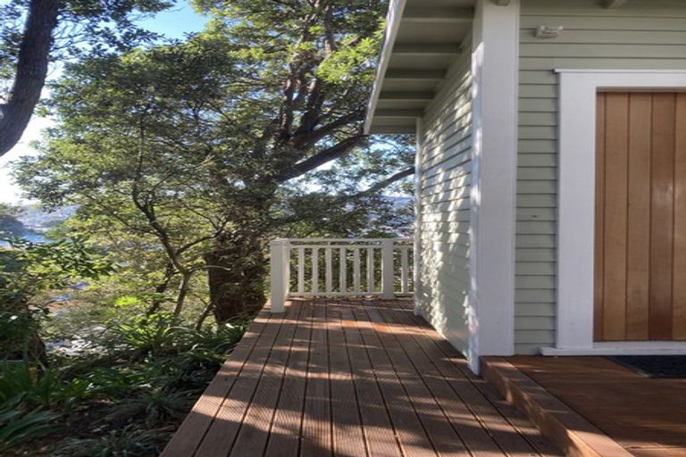 Photo of property in 63 Severn Street, Island Bay, Wellington, 6023