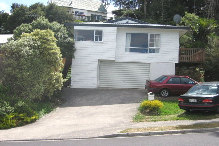 Photo of property in 2/35 Witheford Drive, Bayview, Auckland, 0629