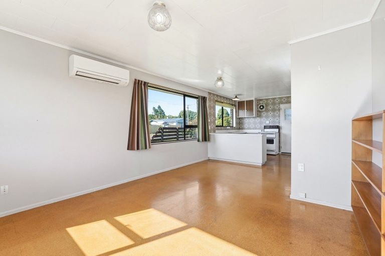 Photo of property in 5a Cambridge Street, Pahiatua, 4910