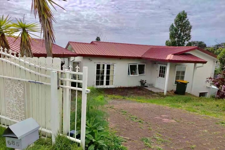 Photo of property in 685 Beach Road, Rothesay Bay, Auckland, 0630