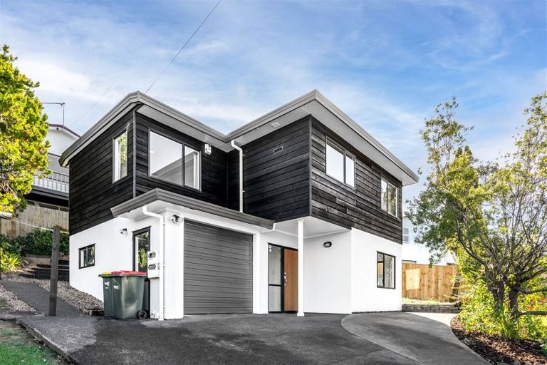 Photo of property in 1/44 Becroft Drive, Forrest Hill, Auckland, 0620