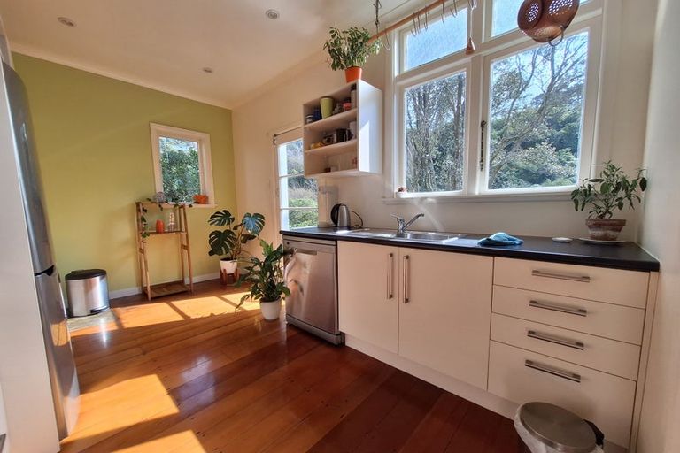 Photo of property in 8 Balfour Street, Mornington, Wellington, 6021