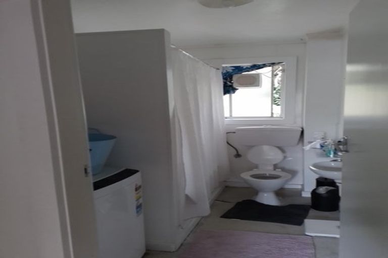 Photo of property in 2/153 Main Road, Tawa, Wellington, 5028