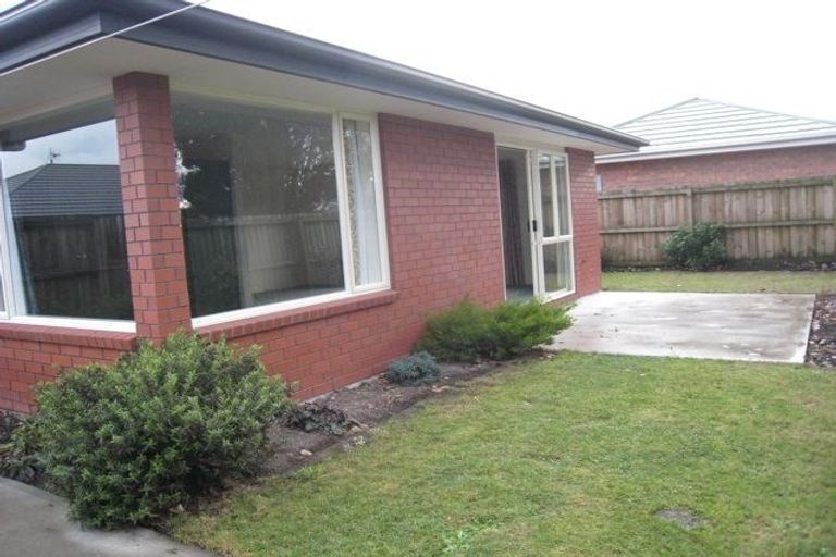Photo of property in 10 Kydd Lane, Hornby, Christchurch, 8042