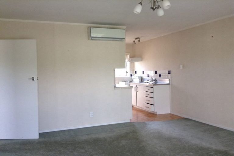 Photo of property in 3/4 Panorama Road, Mount Wellington, Auckland, 1060