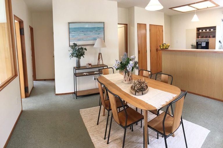 Photo of property in 13 Sunset Parade, Plimmerton, Porirua, 5026