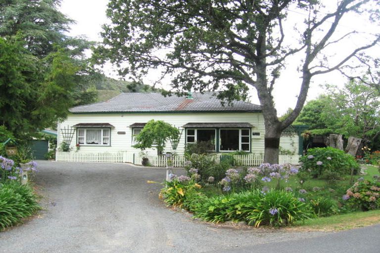 Photo of property in 55 Bridge Road, Birchville, Upper Hutt, 5018