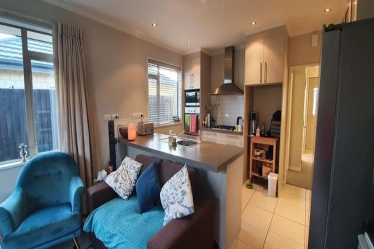 Photo of property in 1b Staffordshire Street, Burwood, Christchurch, 8083