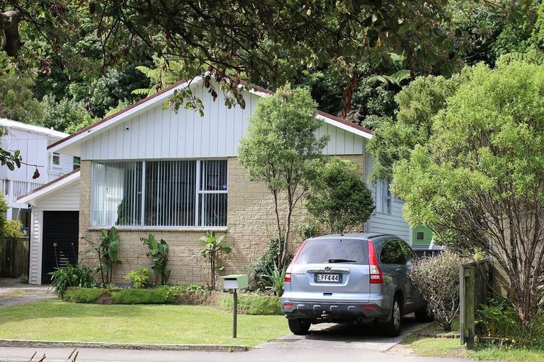 Photo of property in 96 Awarua Street, Ngaio, Wellington, 6035
