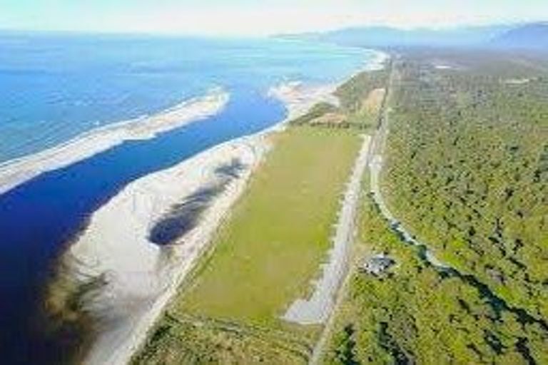 Photo of property in 33 Fox Moth Drive, Haast, 7886