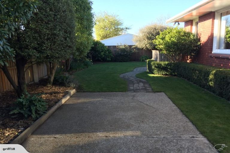 Photo of property in 74 Woodbury Street, Russley, Christchurch, 8042