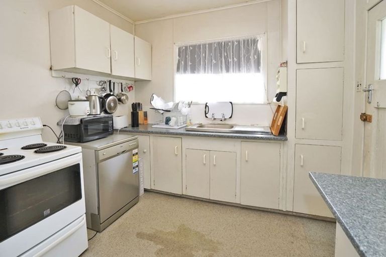 Photo of property in 18 Morrinsville Road, Hillcrest, Hamilton, 3216