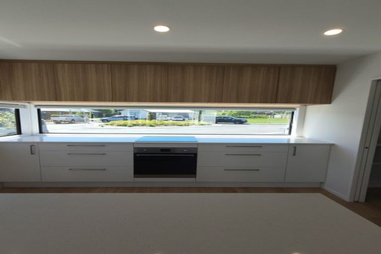 Photo of property in 21 Dray Place, Halswell, Christchurch, 8025