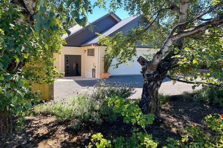 Photo of property in 5 Suffolk Place, Balclutha, 9230