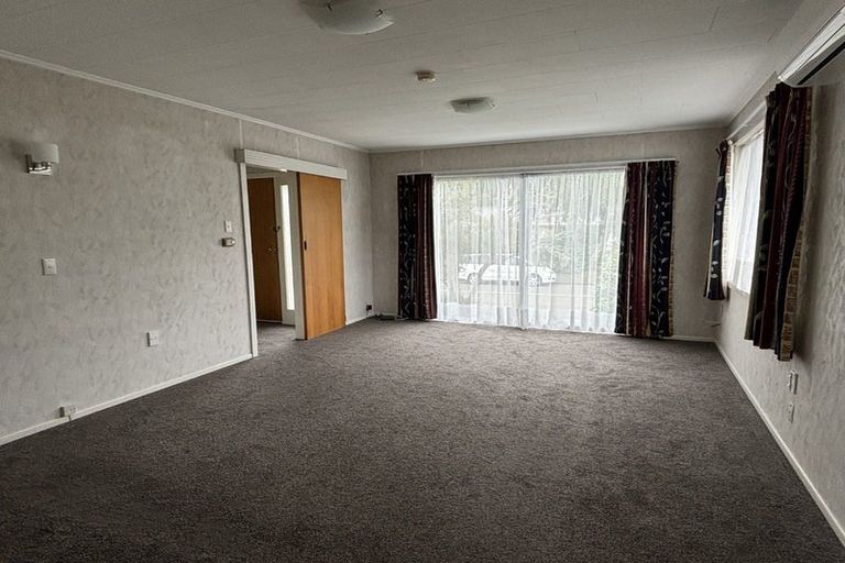 Photo of property in 24 Holdsworth Avenue, Trentham, Upper Hutt, 5018