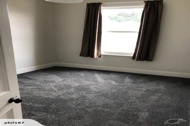 Photo of property in 135 Carlyle Street, Napier South, Napier, 4110