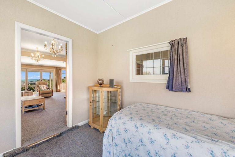 Photo of property in 153 Cornfoot Street, Castlecliff, Whanganui, 4501