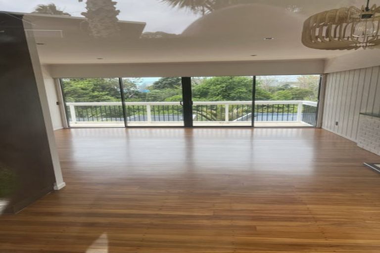 Photo of property in 1/3 Prebble Place, Mission Bay, Auckland, 1071