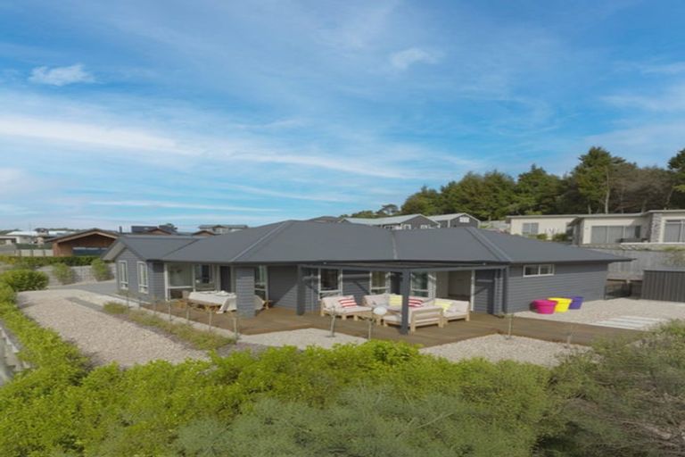 Photo of property in 36 Botanical Heights Drive, Waipahihi, Taupo, 3330