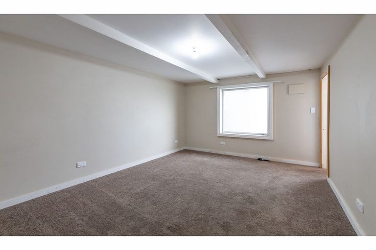 Photo of property in 8 Grosvenor Street, Redwood, Christchurch, 8051