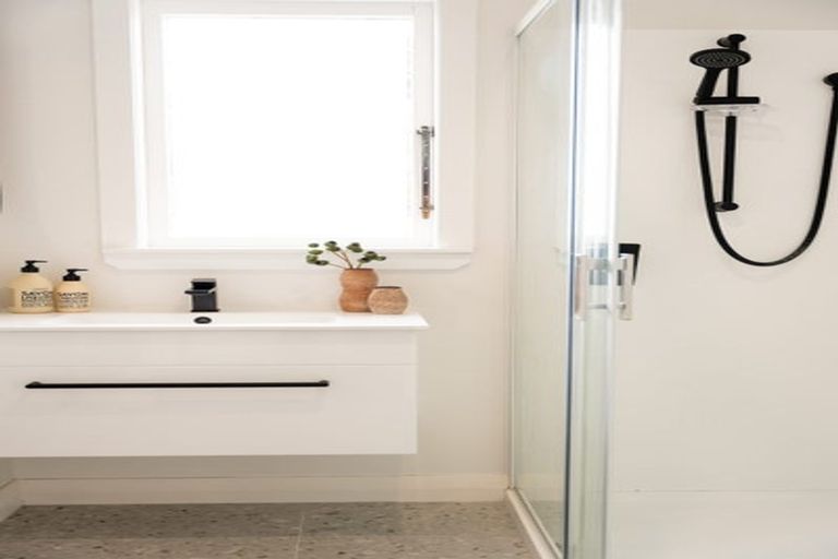 Photo of property in 12 Rata Street, Maeroa, Hamilton, 3200