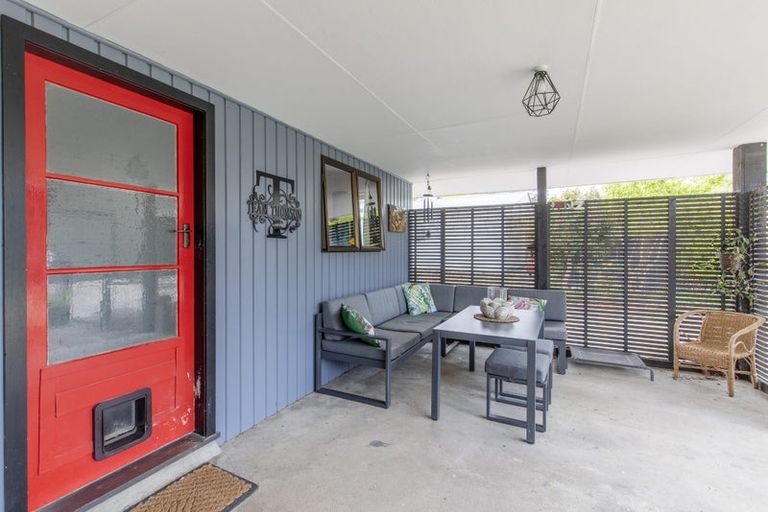 Photo of property in 3 Limbrick Street, Waipawa, 4210