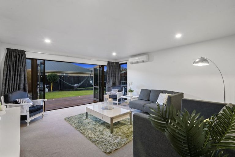 Photo of property in 5 Bernadette Street, Aidanfield, Christchurch, 8025