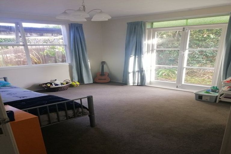 Photo of property in 21 Whitford Road, Howick, Auckland, 2014