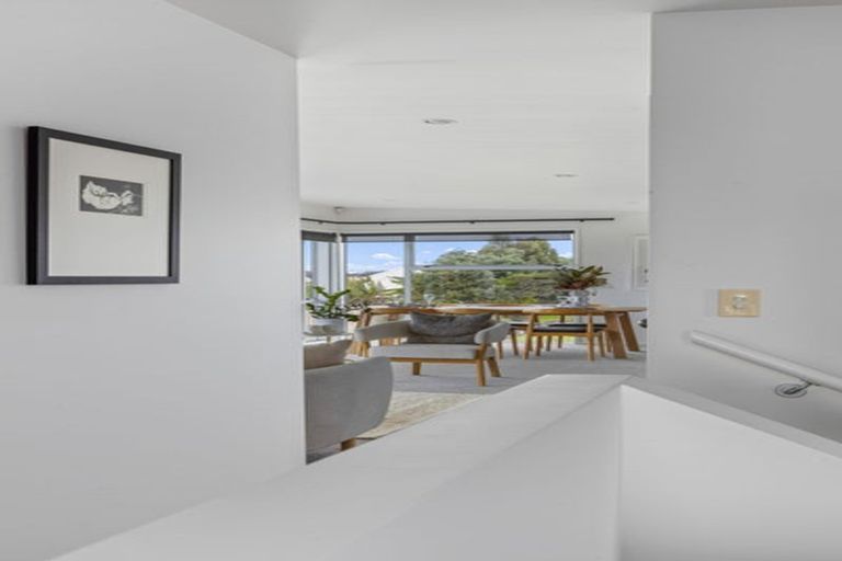 Photo of property in 15 Halyard Place, Te Atatu Peninsula, Auckland, 0610