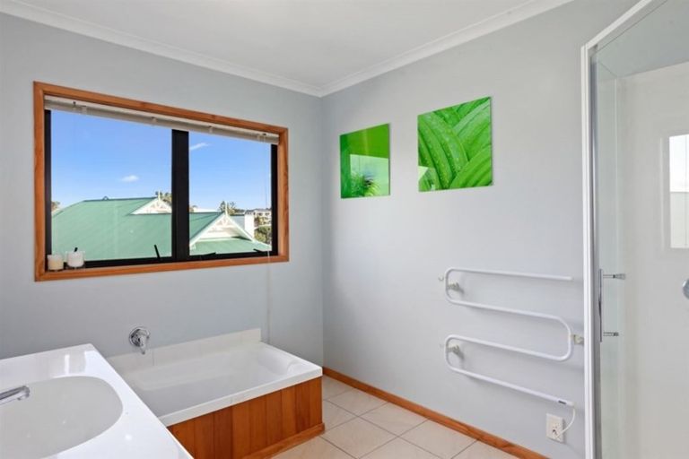 Photo of property in 15 Anchorage Grove, Coastlands, Whakatane, 3120