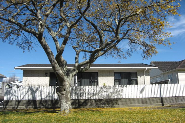 Photo of property in 10 Kaimata Street, Brooklands, New Plymouth, 4310