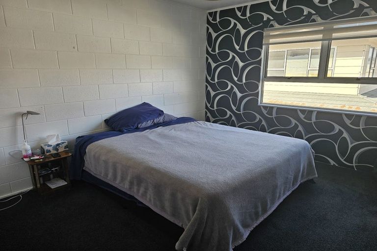 Photo of property in 2/5 Second Avenue, Avenues, Whangarei, 0110