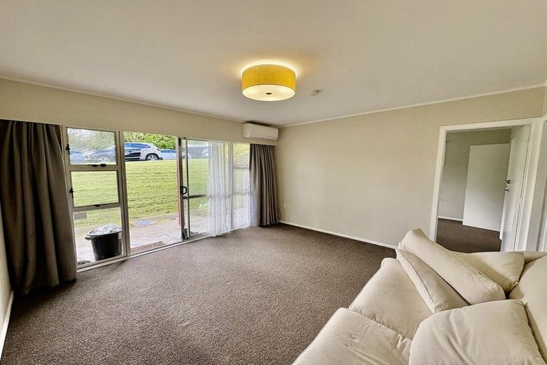 Photo of property in 1/10 Petherick Crescent, Johnsonville, Wellington, 6037