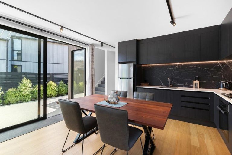 Photo of property in 5 Escalator Avenue, Jacks Point, 9371