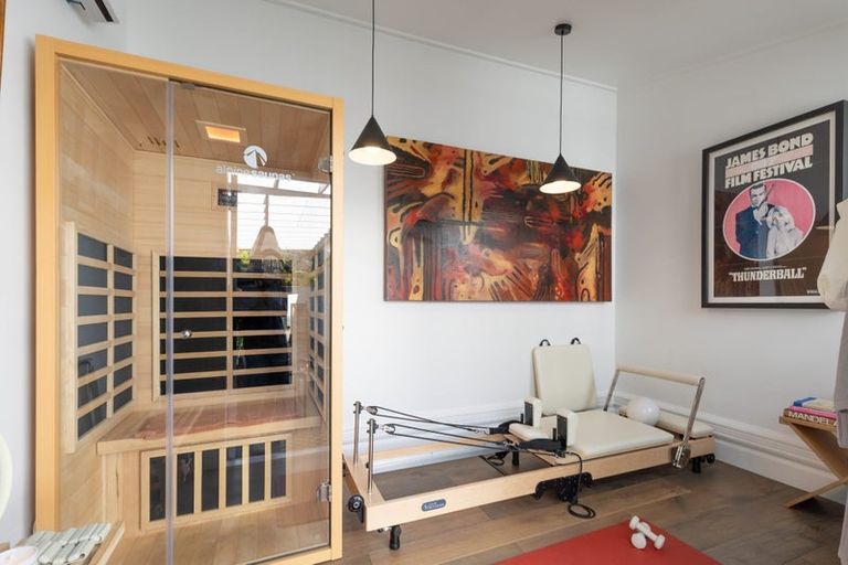 Photo of property in 28 Nile Street, Nelson, 7010