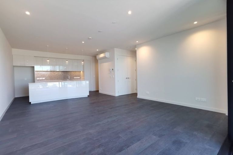Photo of property in 2/218 Green Lane West, Epsom, Auckland, 1051