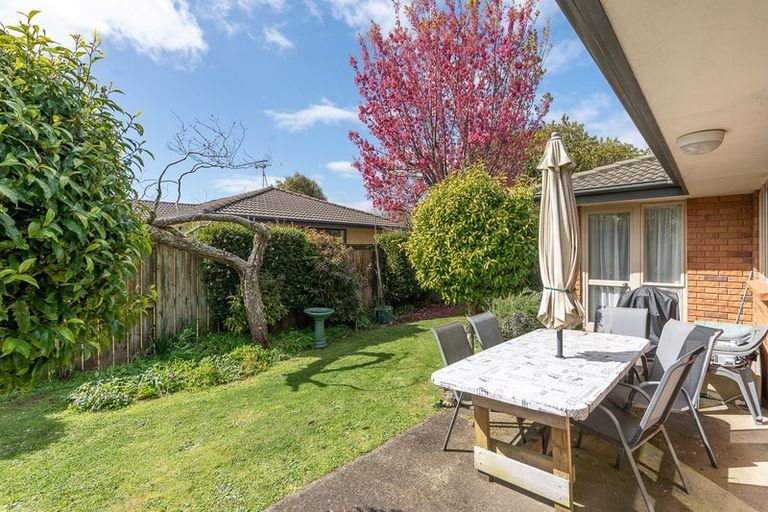 Photo of property in 28 Newfield Drive, Fairview Downs, Hamilton, 3214